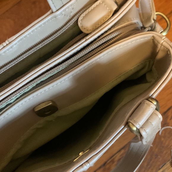 Villager Bag - Picture 5 of 6